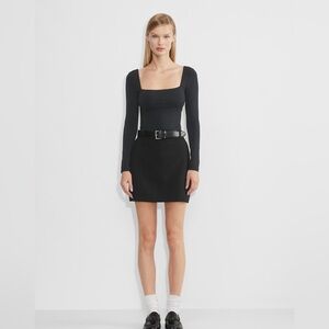 Babaton Original Contour Squareneck top